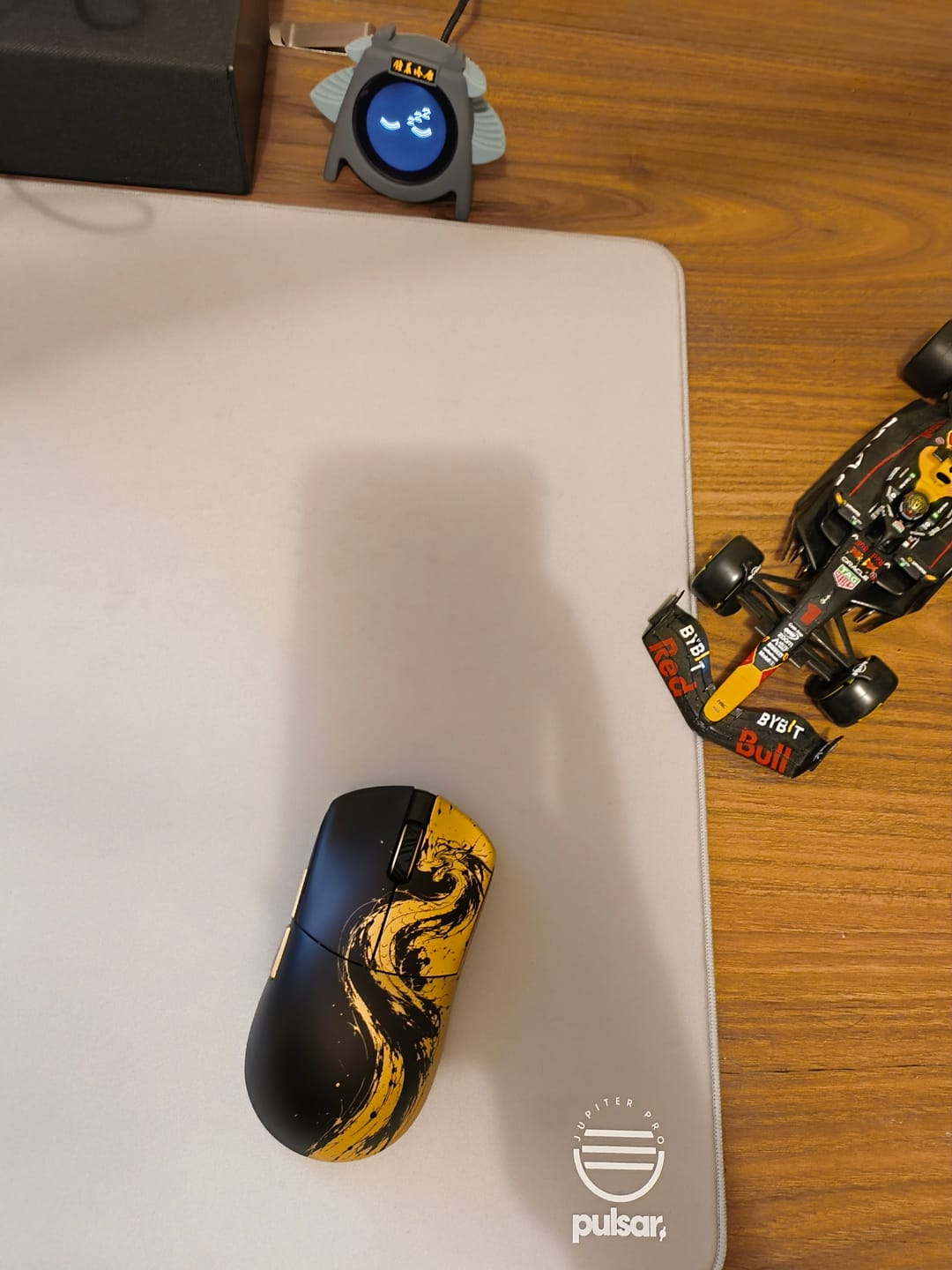 Customer photo review of WLMouse Huan M Magnezyum Wireless Mouse