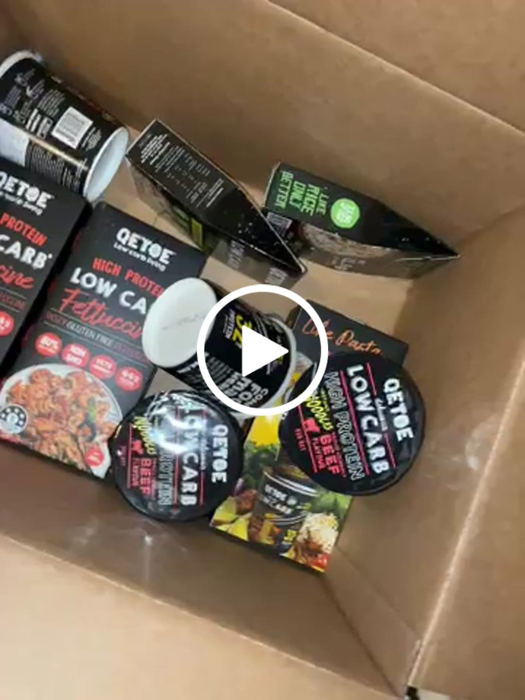 Customer video review of Starter Pack. 2x Qetoe Low Carb Spaghetti, 2 x Qetoe Low Carb Fettucine