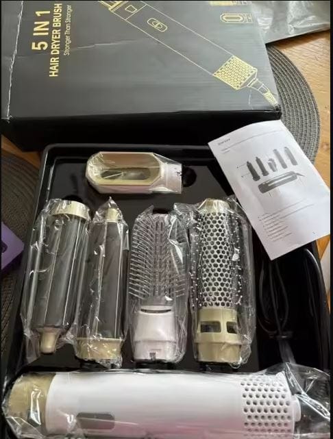 Customer photo review of Multistyler 5 in 1 – Asciuga, Liscia, Arriccia e Volumizza