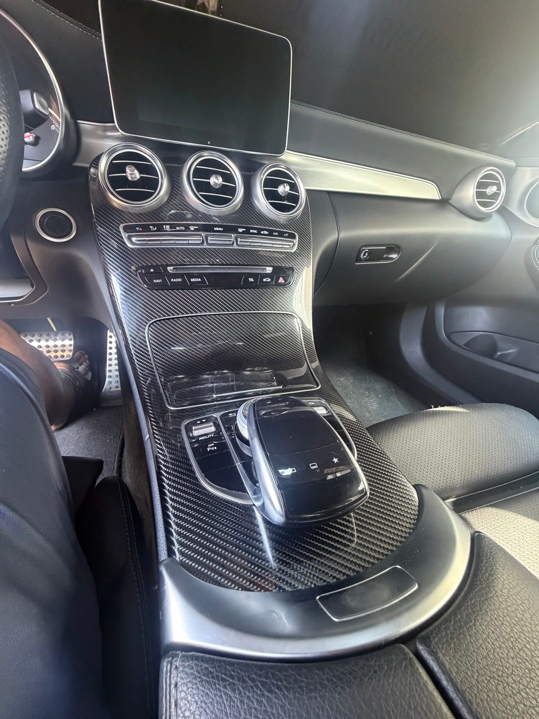 Customer photo review of Gloss Carbon Fibre Self-Healing Film