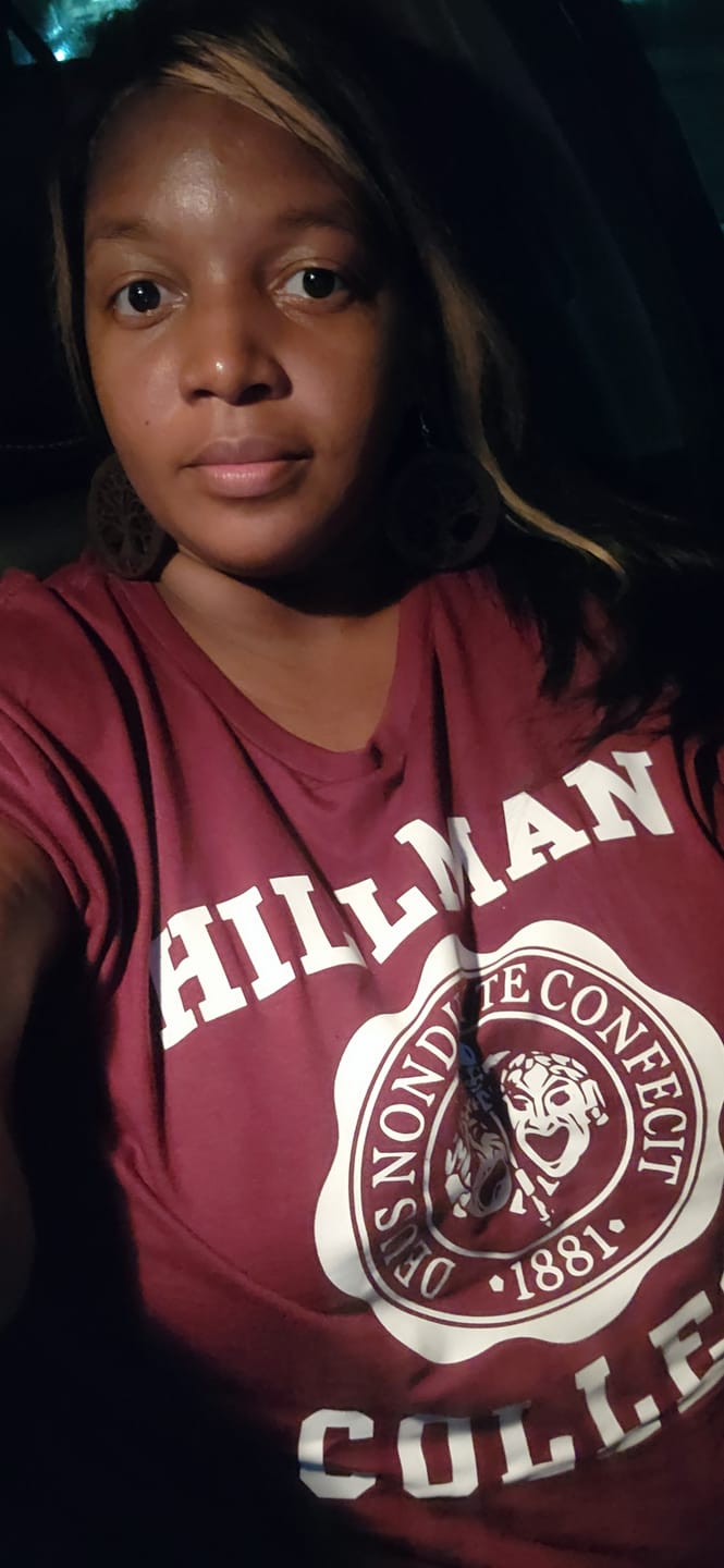Customer photo review of Hillman College
