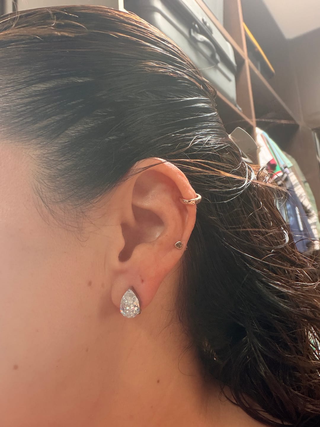 Customer photo review of Aretes Lilia Plata