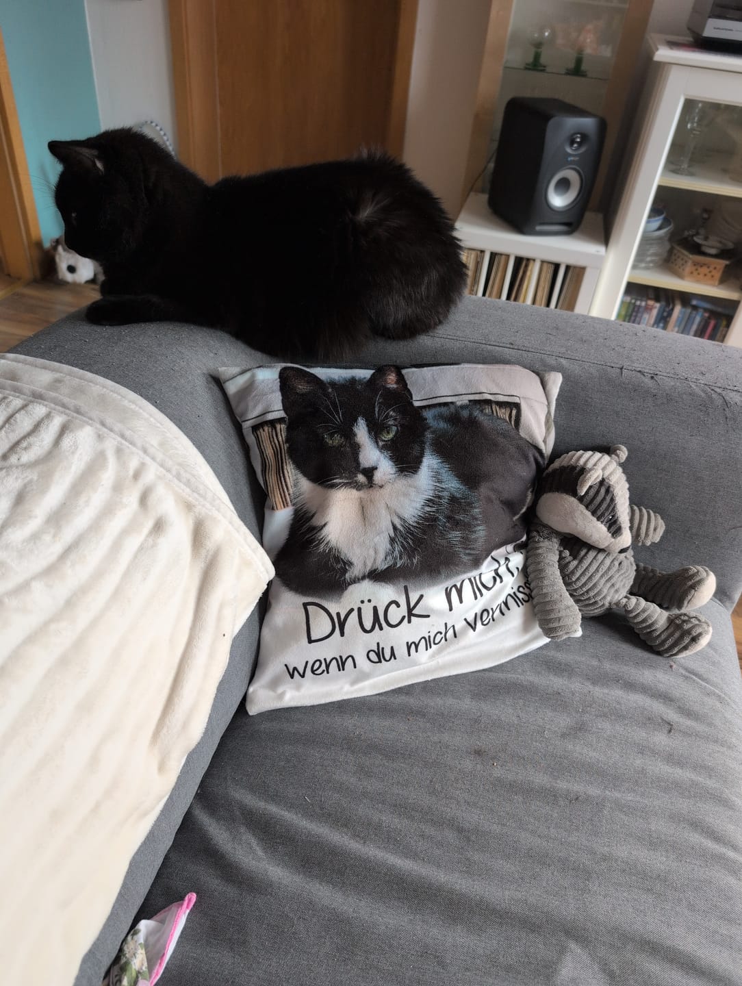 Customer photo review of Personalisiertes Kissen - Drück mich, wenn du mich vermisst