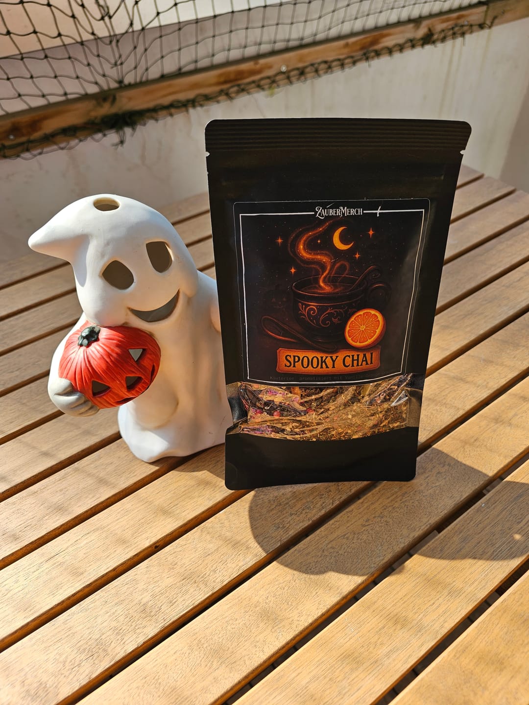 Customer photo review of Spooky Chai – Kräutertee mit Vanille-Orange-Geschmack | Halloween Tee