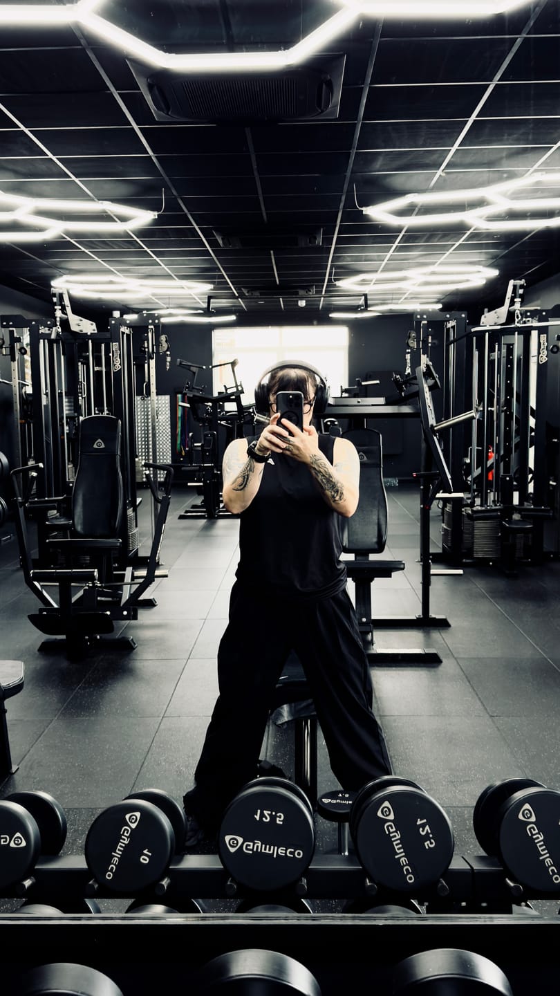 Customer photo review of W2281 - Track Trouser