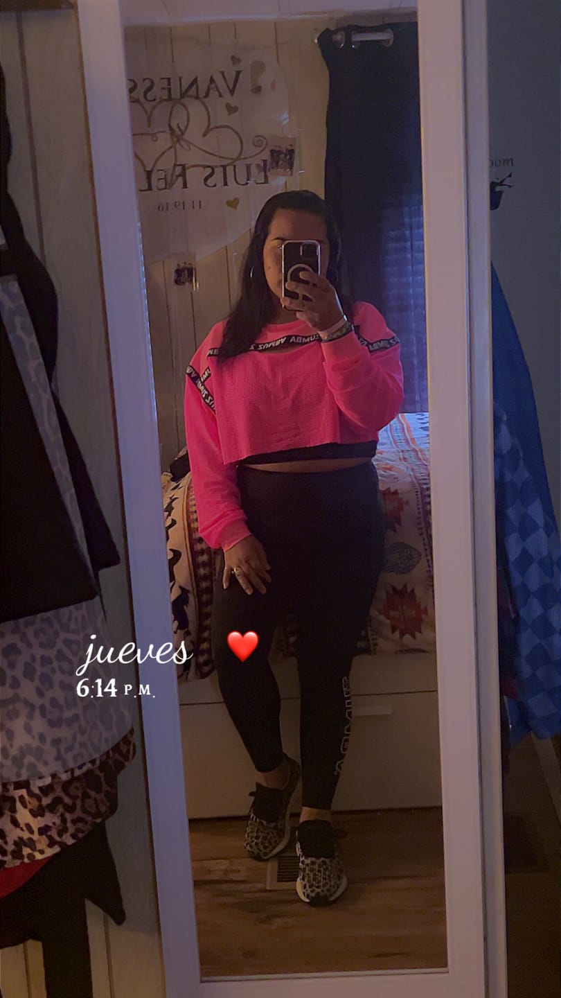 Customer photo review of Dale-Z Long Sleeve Crew Neck Crop Top