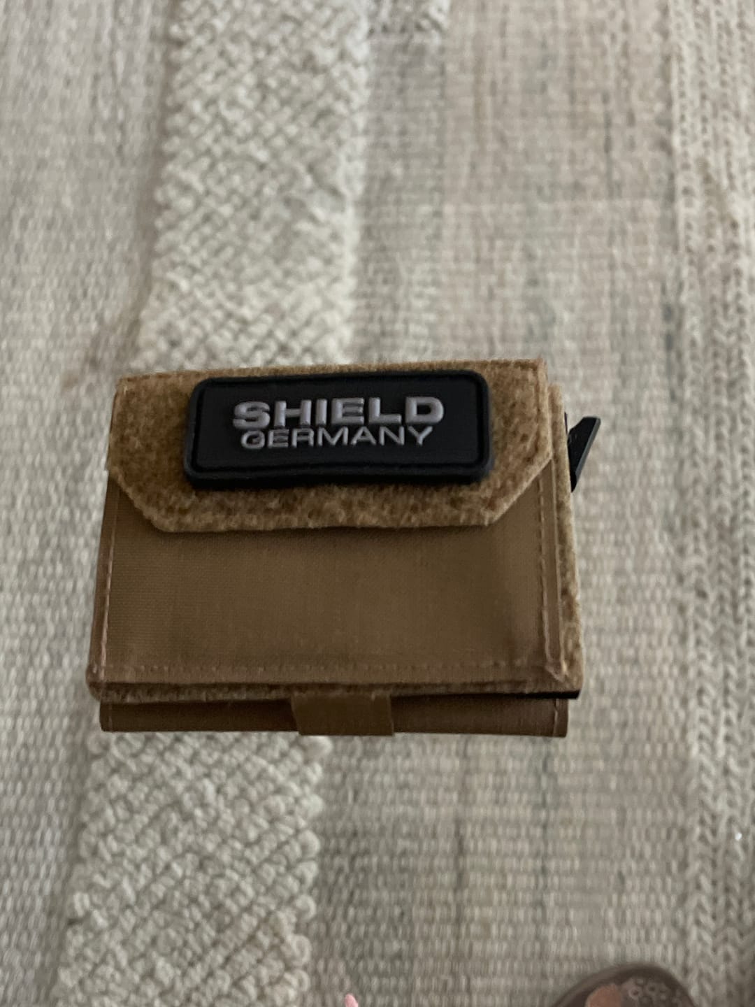 Customer photo review of Rubberpatch DEU-Flagge - Coyote