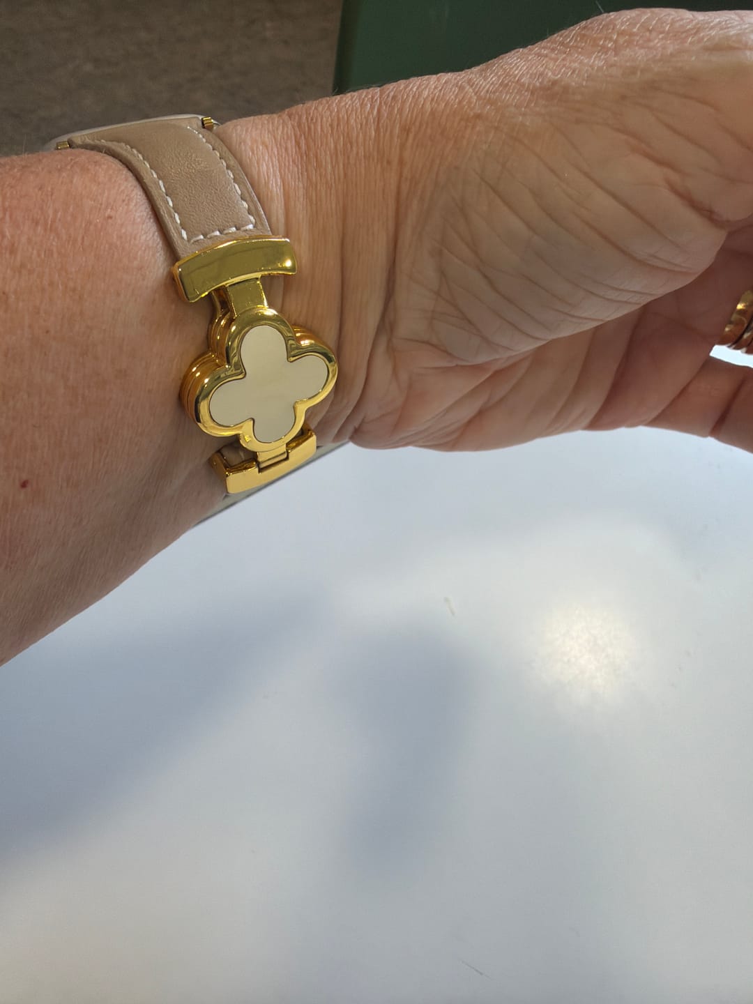 Customer photo review of Clover Magnetic Leather Strap for Apple Watch