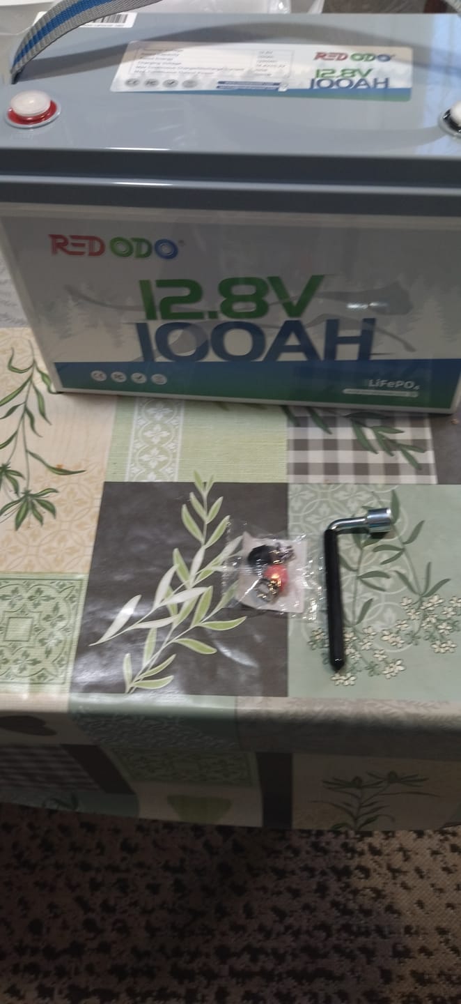 Customer photo review of 【Україна】Redodo 12V 100Ah акумулятор LiFePO4 глибокого циклу BMS 100A
