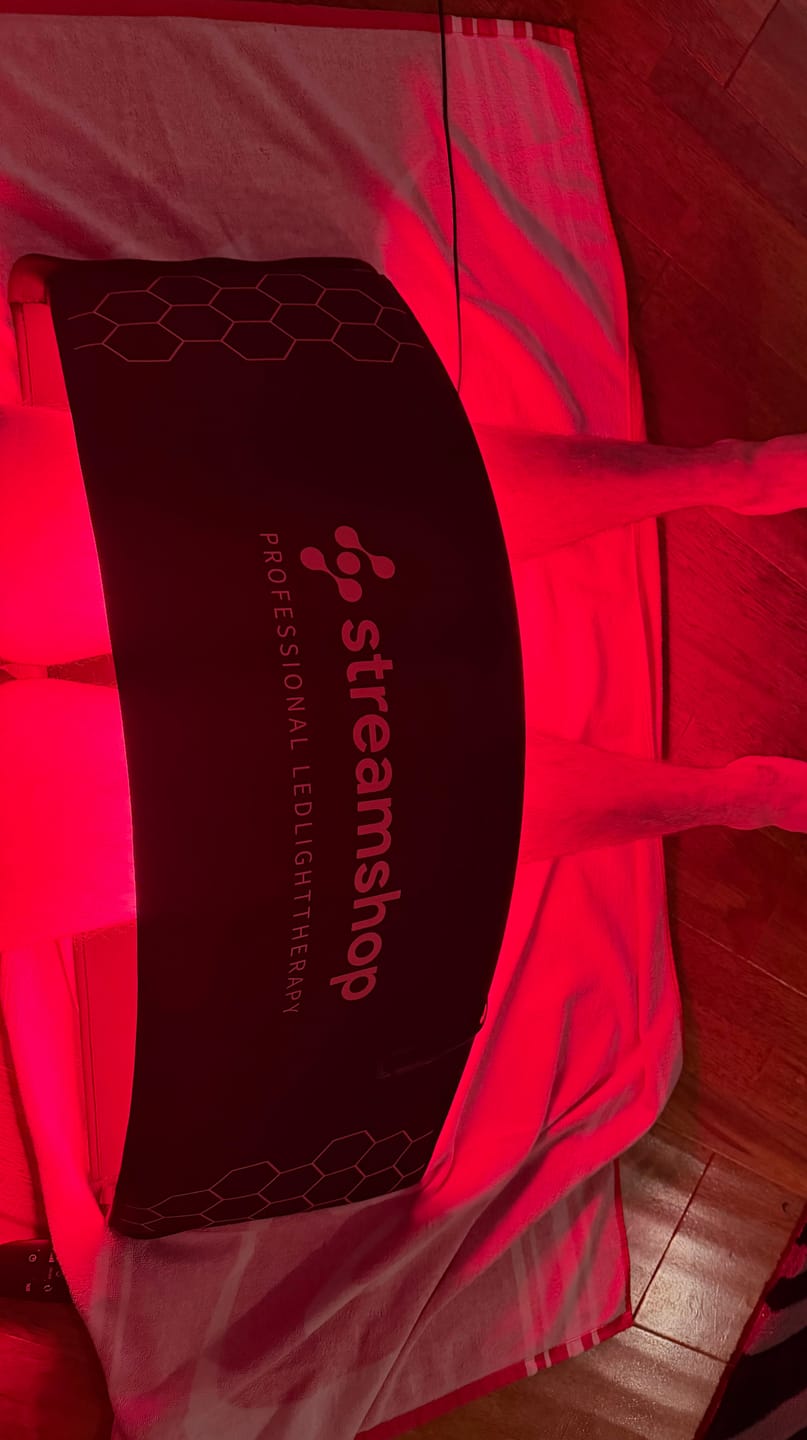 Customer photo review of LED Light Therapy Dome With 1064nm