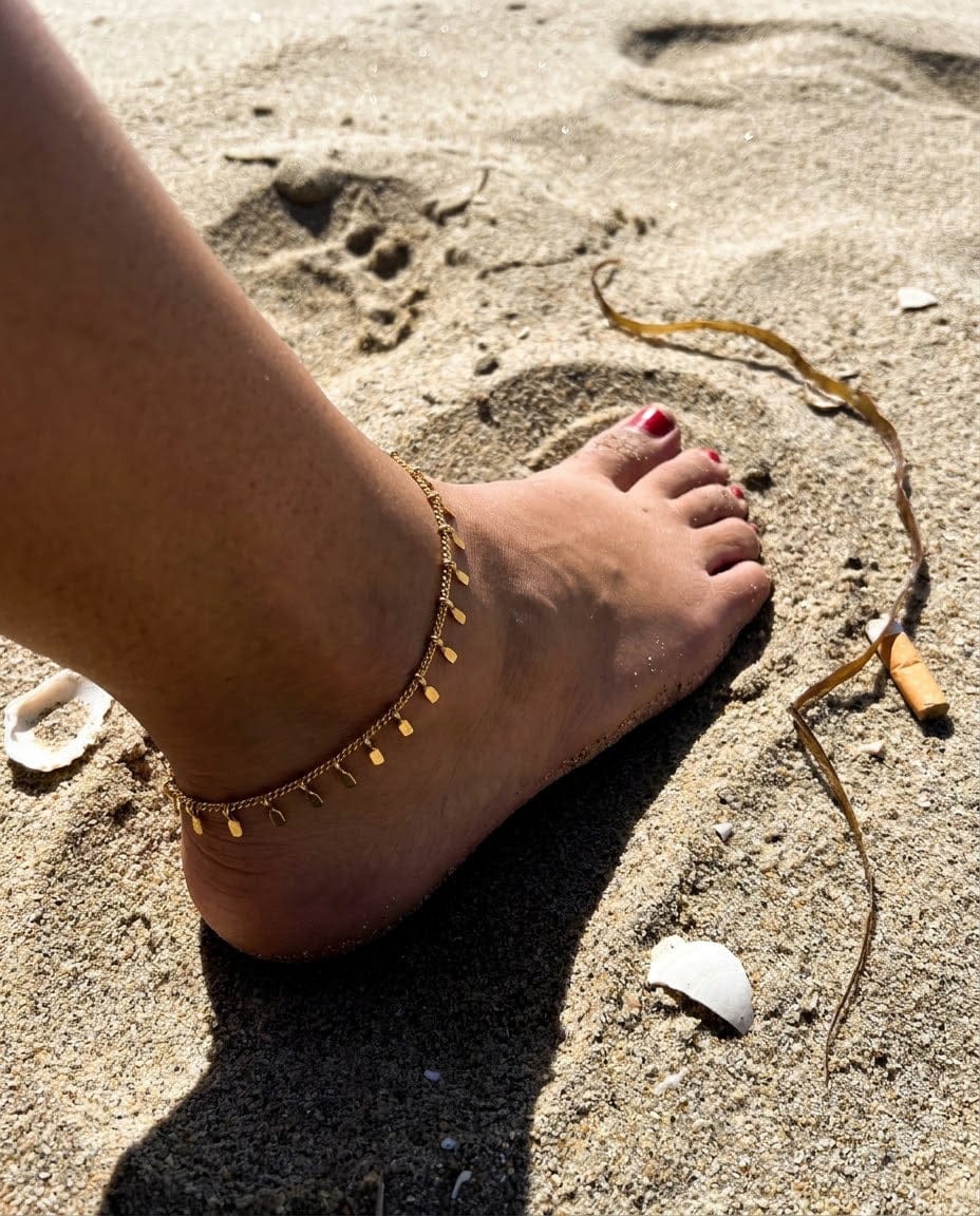 Customer photo review of Sun Ray Fringe Anklet