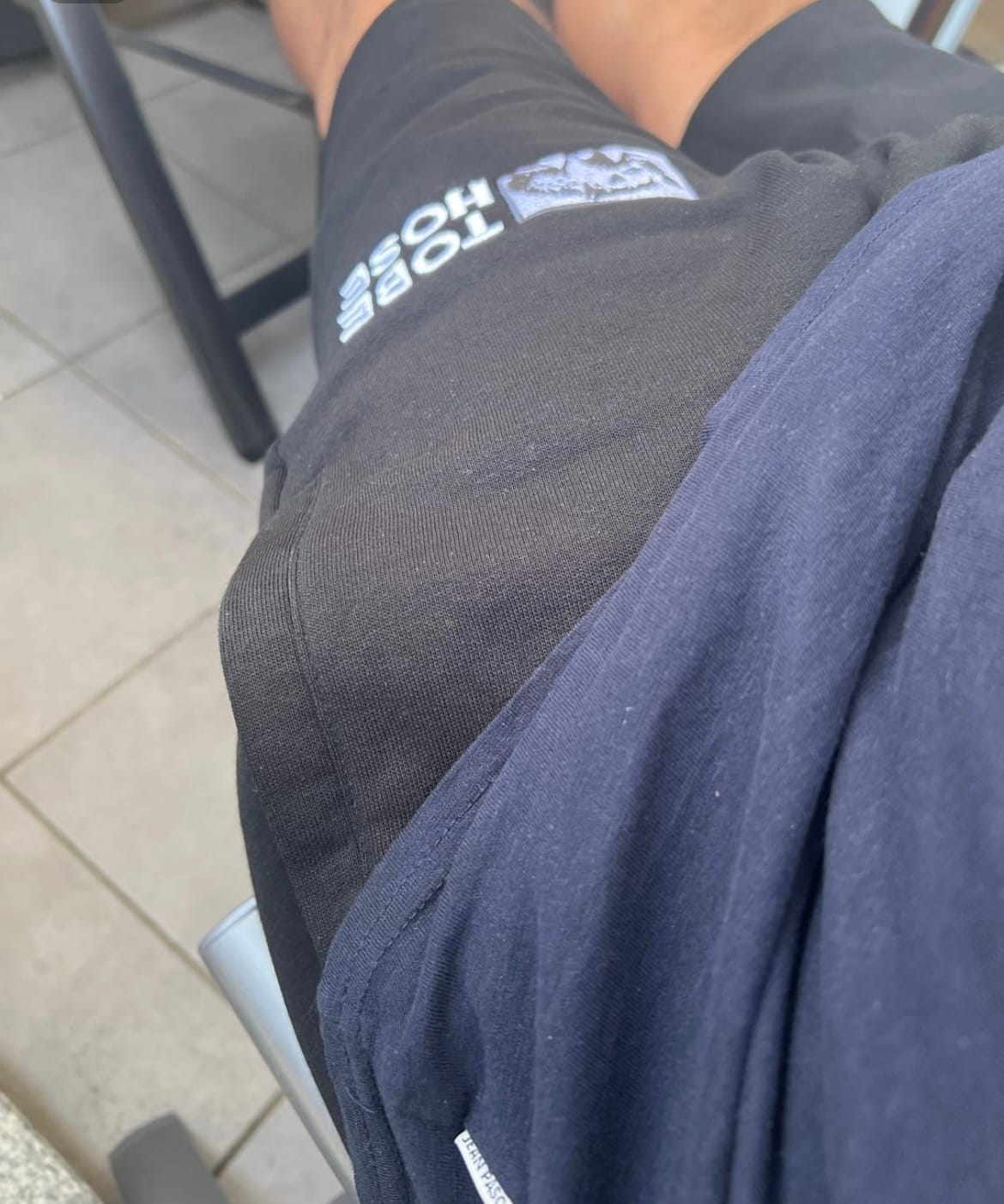 Customer photo review of Tobe Hose | Kurz - schwarz