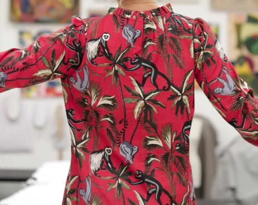 Customer photo review of Blouse  Fantine - Jungle écarlate