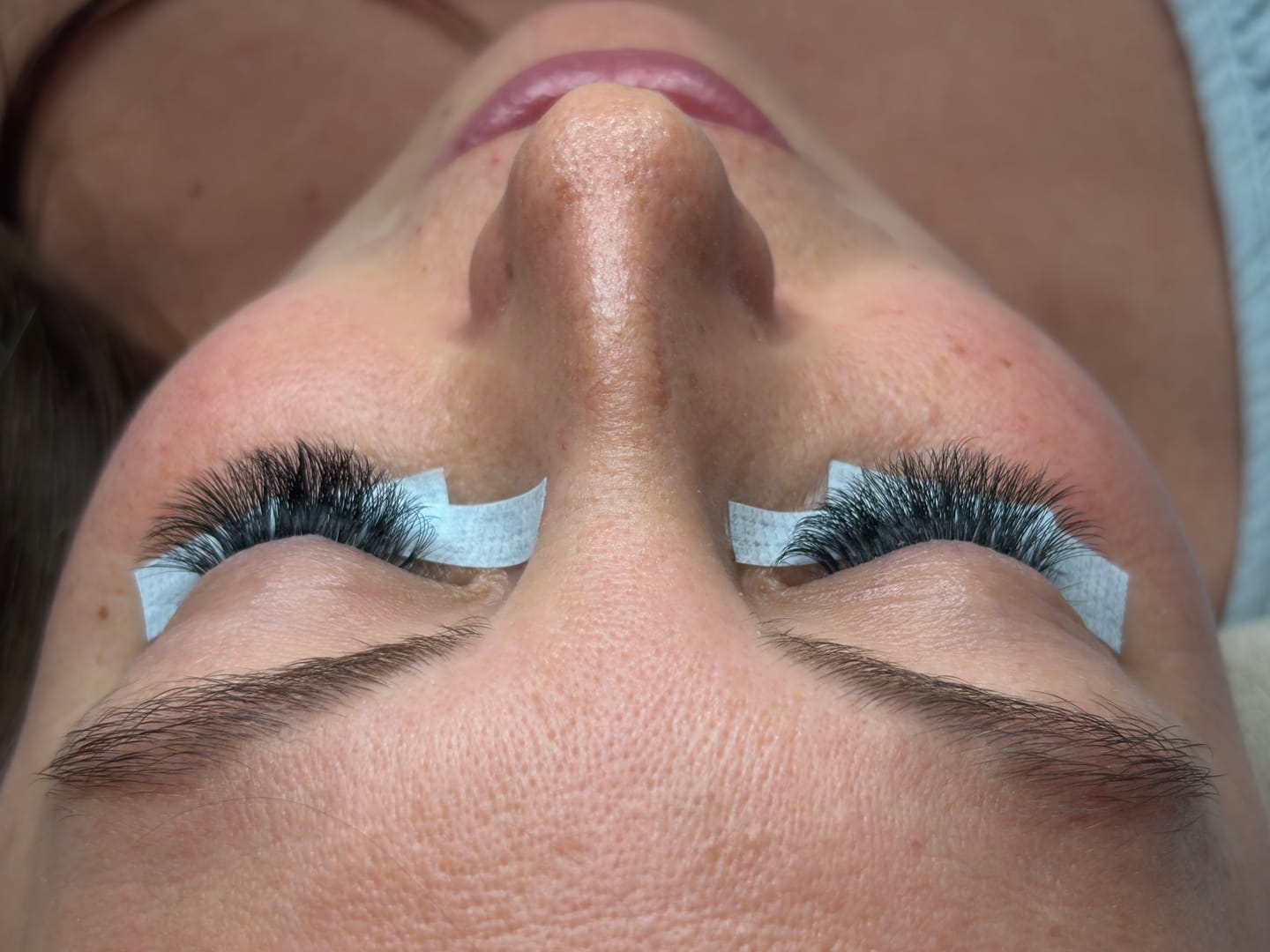Customer photo review of Mar Preto Black Lash Adhesive