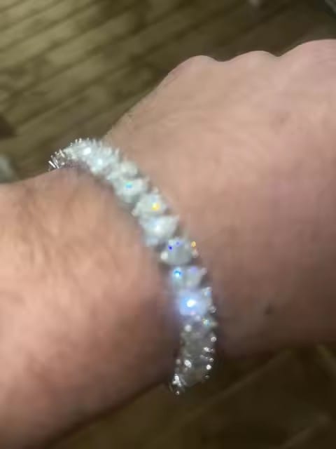 Customer photo review of 925 Silver 1CT Pear Cut VVS Moissanite Diamond Tennis Bracelet