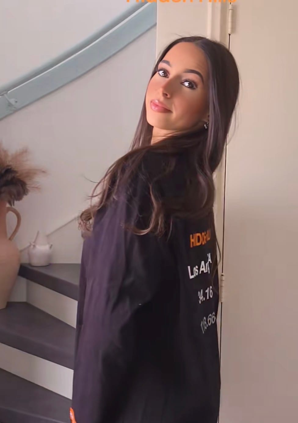 Customer photo review of GRADIENT LOGO LONGSLEEVE T-SHIRT PINK/BLACK