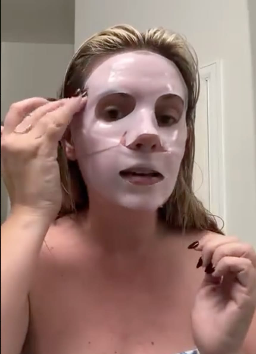 Customer photo review of Salmon PDRN Pink Collagen Jelly Gel Mask