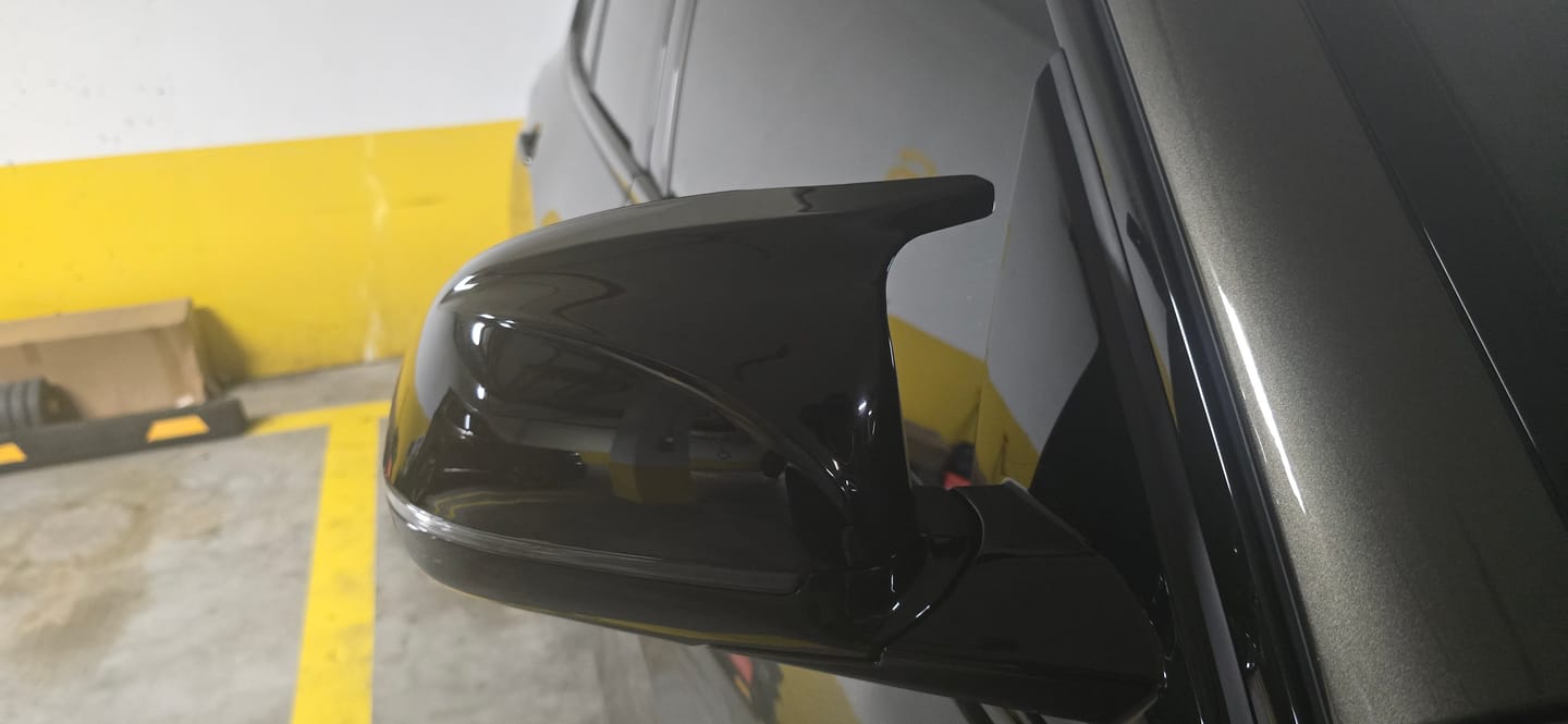 Customer photo review of BMW X3/X4/X5/X6/X7 G01/G02/G05/G06/G07 M-Style Gloss Black Wing Mirror Covers (2018+)