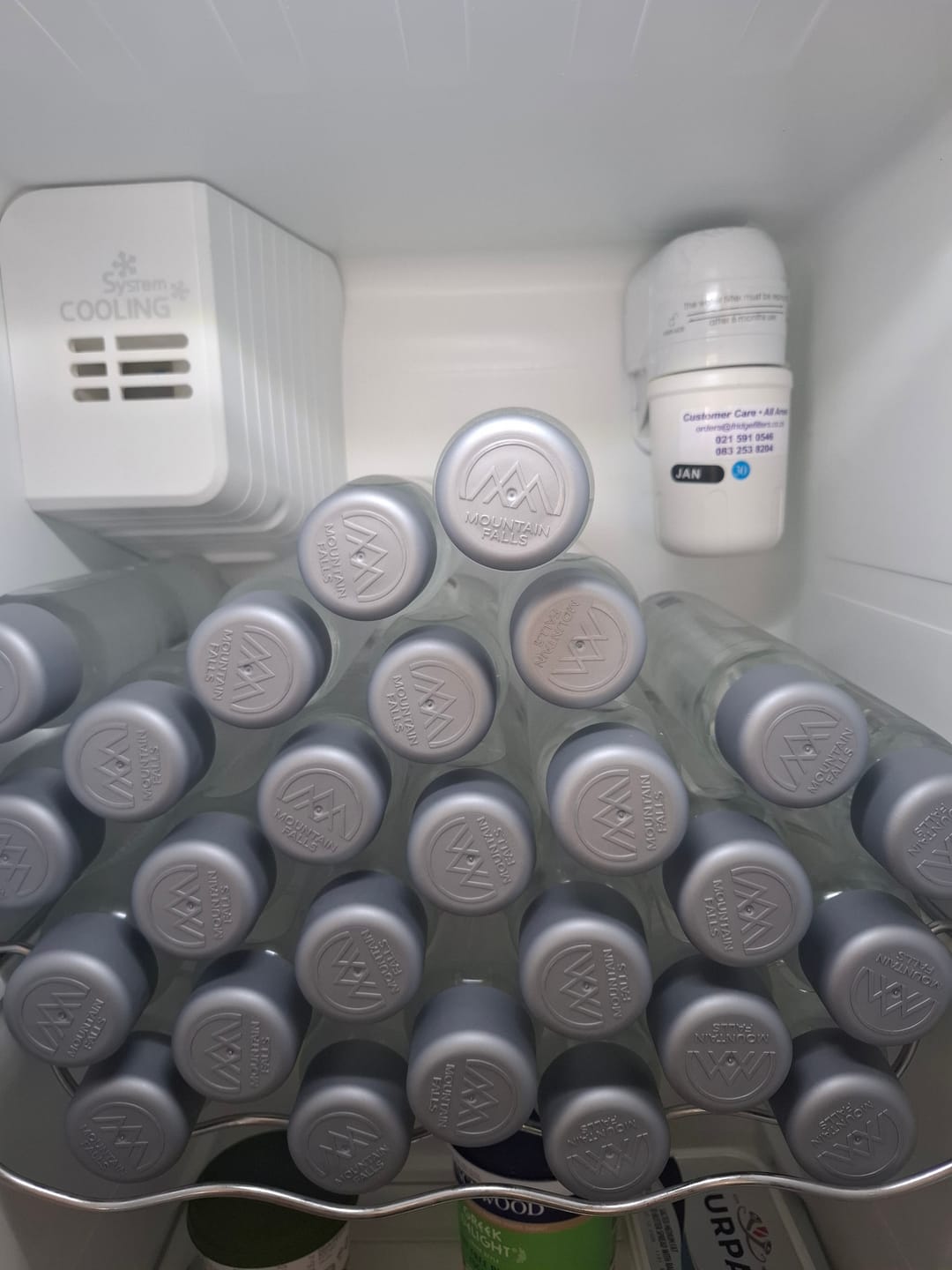 Customer photo review of Signature PET 500ml - Sparkling Mineral Water