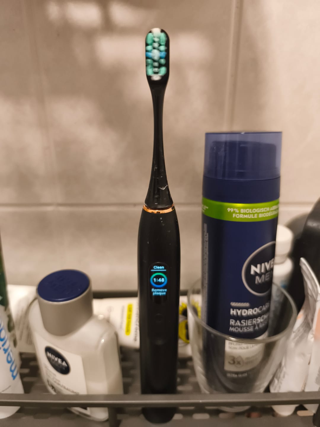 Customer photo review of Oryzom ProSonic V1 – Professionelle Zahnreinigung mit Schalltechnologie für glattere Zähne und optimale Mundhygiene