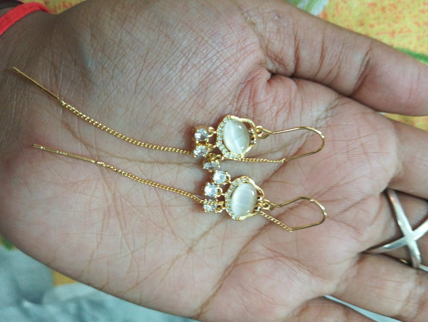 Customer photo review of Tri-Zircon Threader Earrings