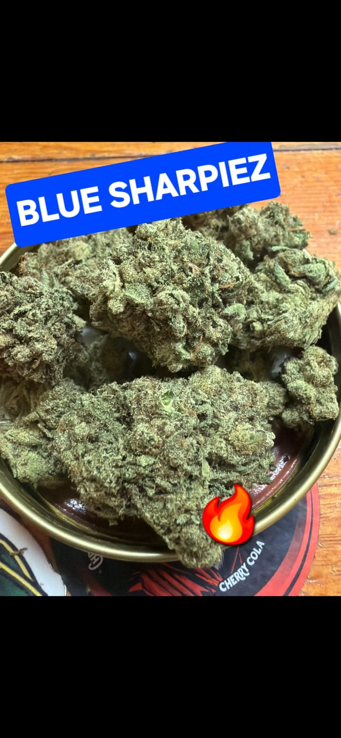 Customer photo review of Blue Sharpiez THCA Flower