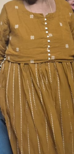 Customer photo review of Mustard Yellow Handloom Maxi