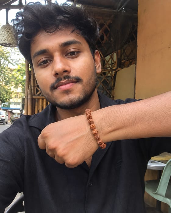 Customer photo review of 5 Mukhi Rudraksha Bracelet