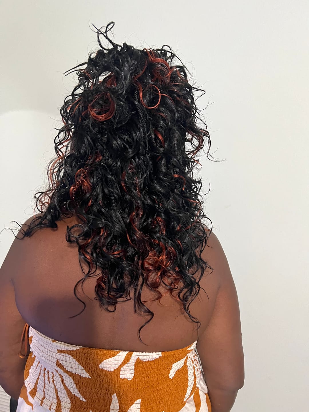 Customer photo review of Bobbi Boss Xtra Boho Box Pre-Looped Crochet Braids - BOX+LOOSE DEEP 10 3X