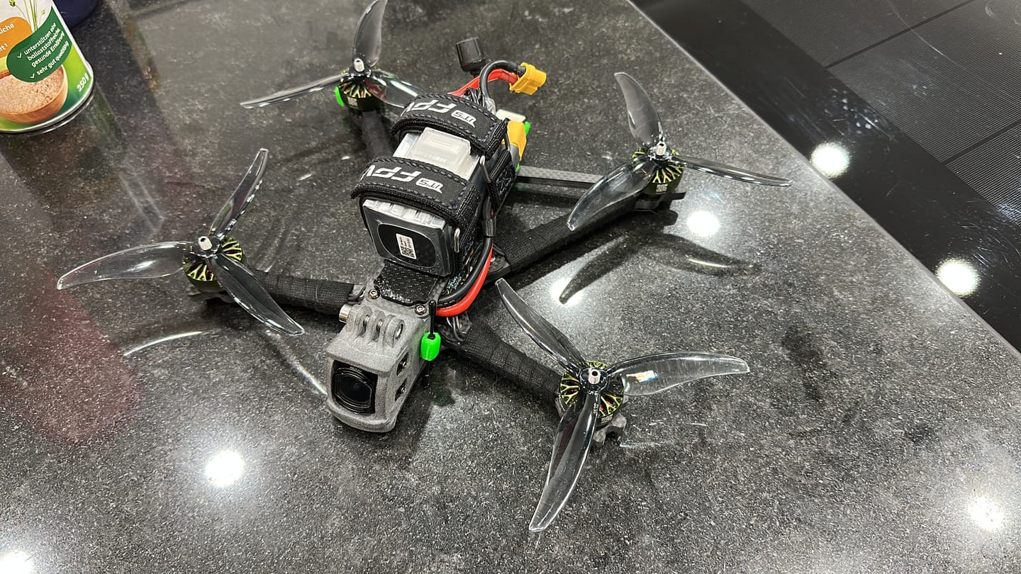 Customer photo review of RP1 V2 ExpressLRS 2.4ghz Nano Receiver EU-LBT