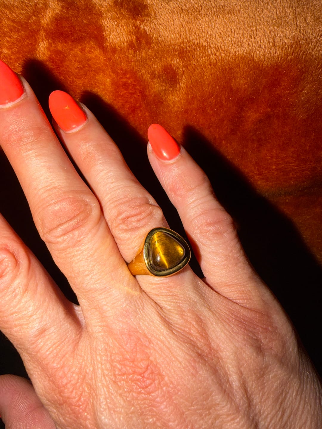 Customer photo review of Alaula Gemstone Bold Ring (Bundle)