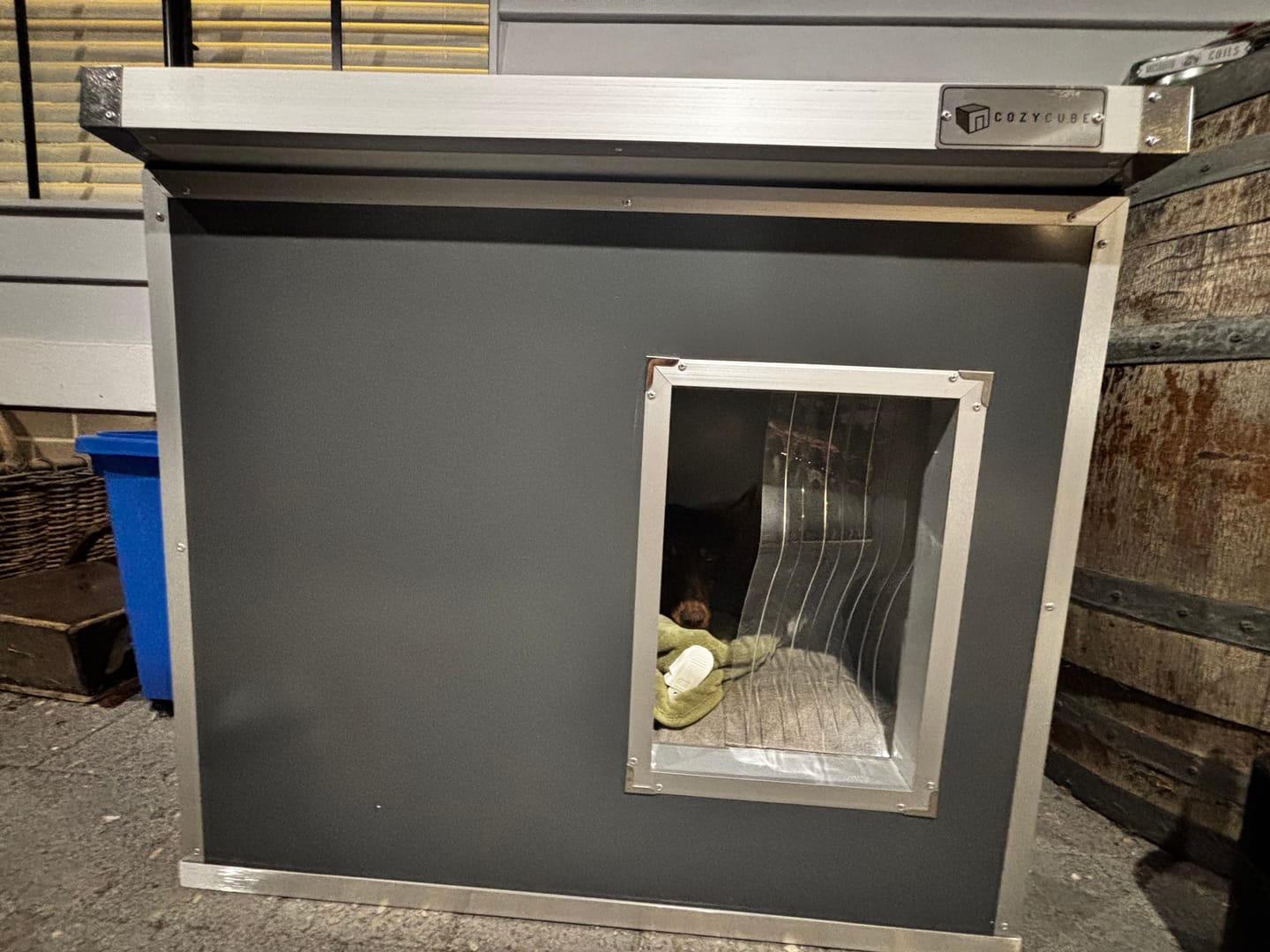 Customer photo review of CozyCube Coldroom Panel Insulated Dog House