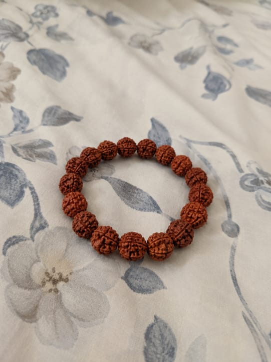 Customer photo review of 5 Mukhi Rudraksha Bracelet