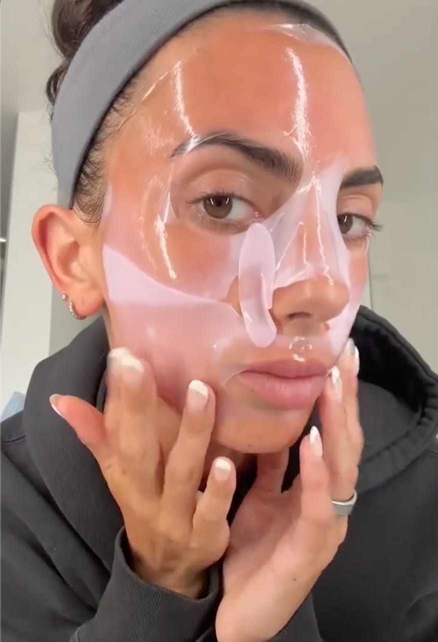 Customer photo review of Salmon PDRN Pink Collagen Jelly Gel Mask