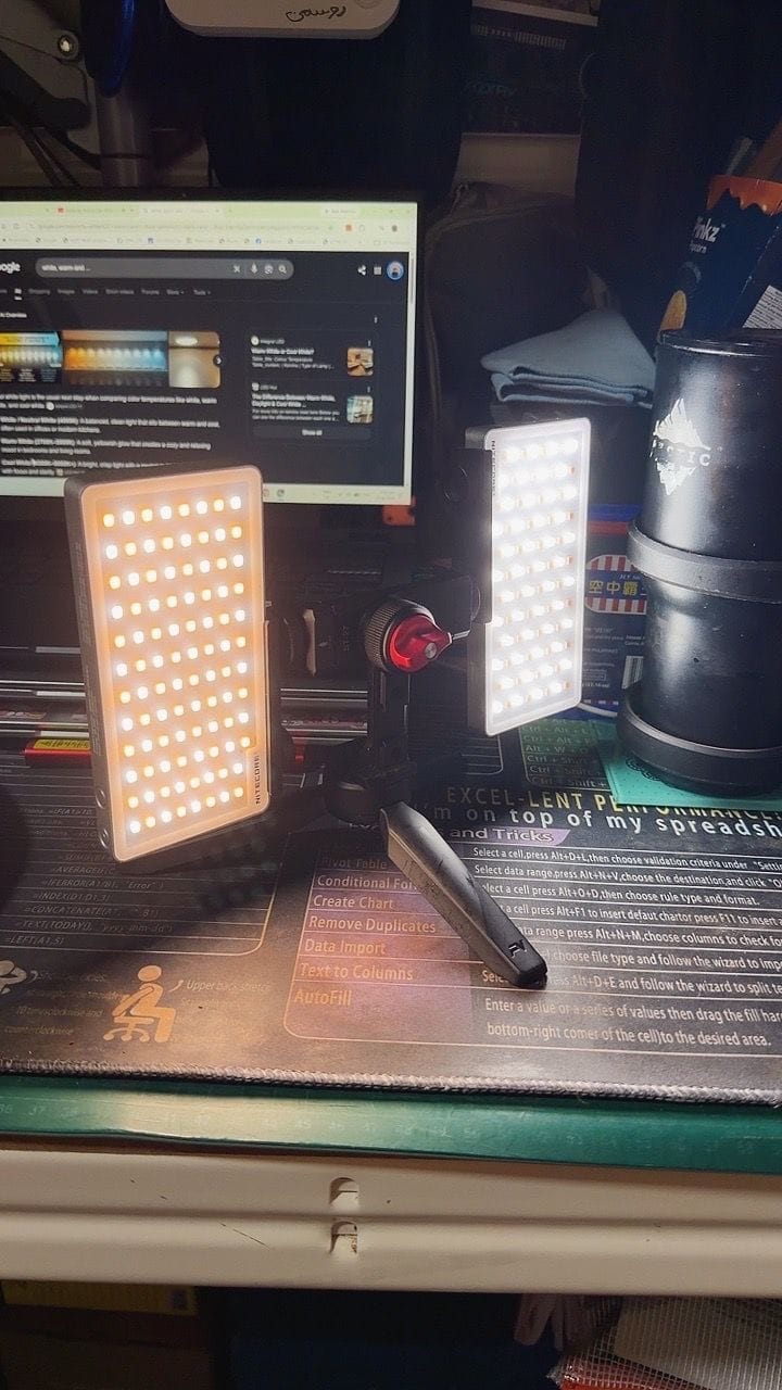 Customer photo review of SCL10 - 2-in-1 Light & Power Bank (10,000mAh 18W)