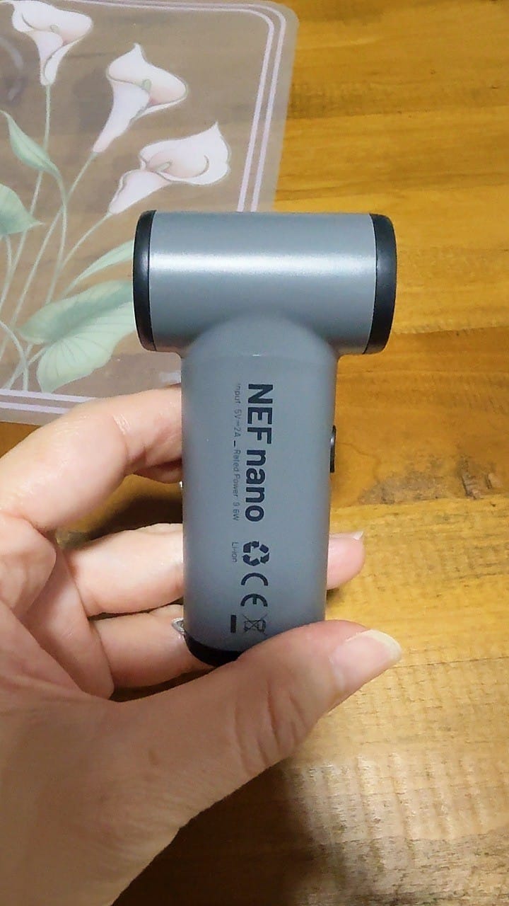 Customer photo review of NEF Nano - Palm-Sized High-Speed Handheld Fan