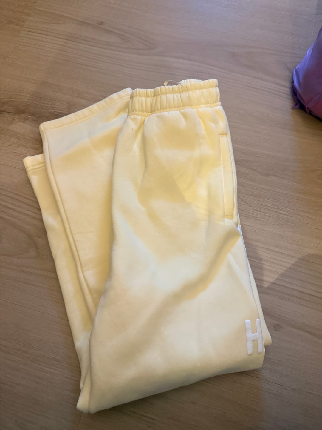 Customer photo review of GATED COMMUNITY STRAIGHT LEG SWEATPANTS BUTTER YELLOW