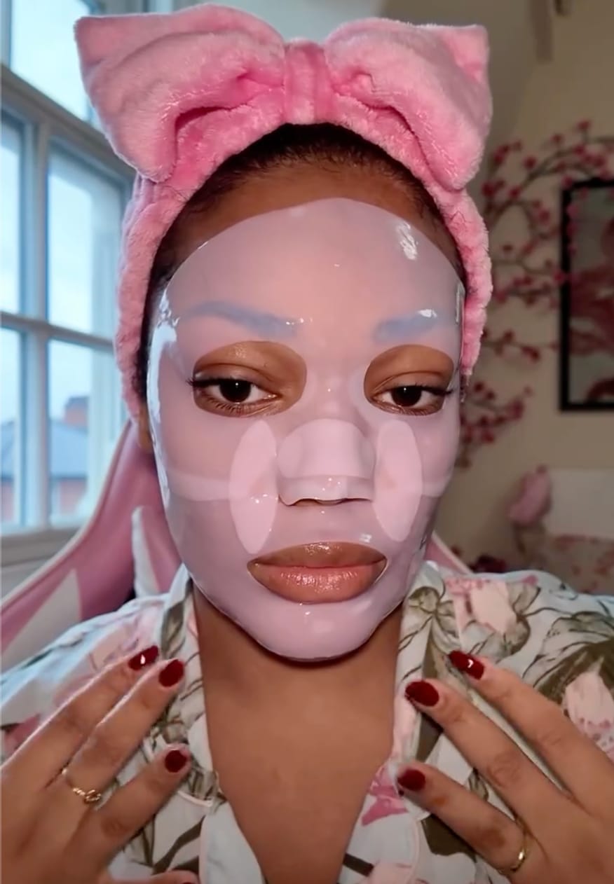 Customer photo review of Salmon PDRN Pink Collagen Jelly Gel Mask