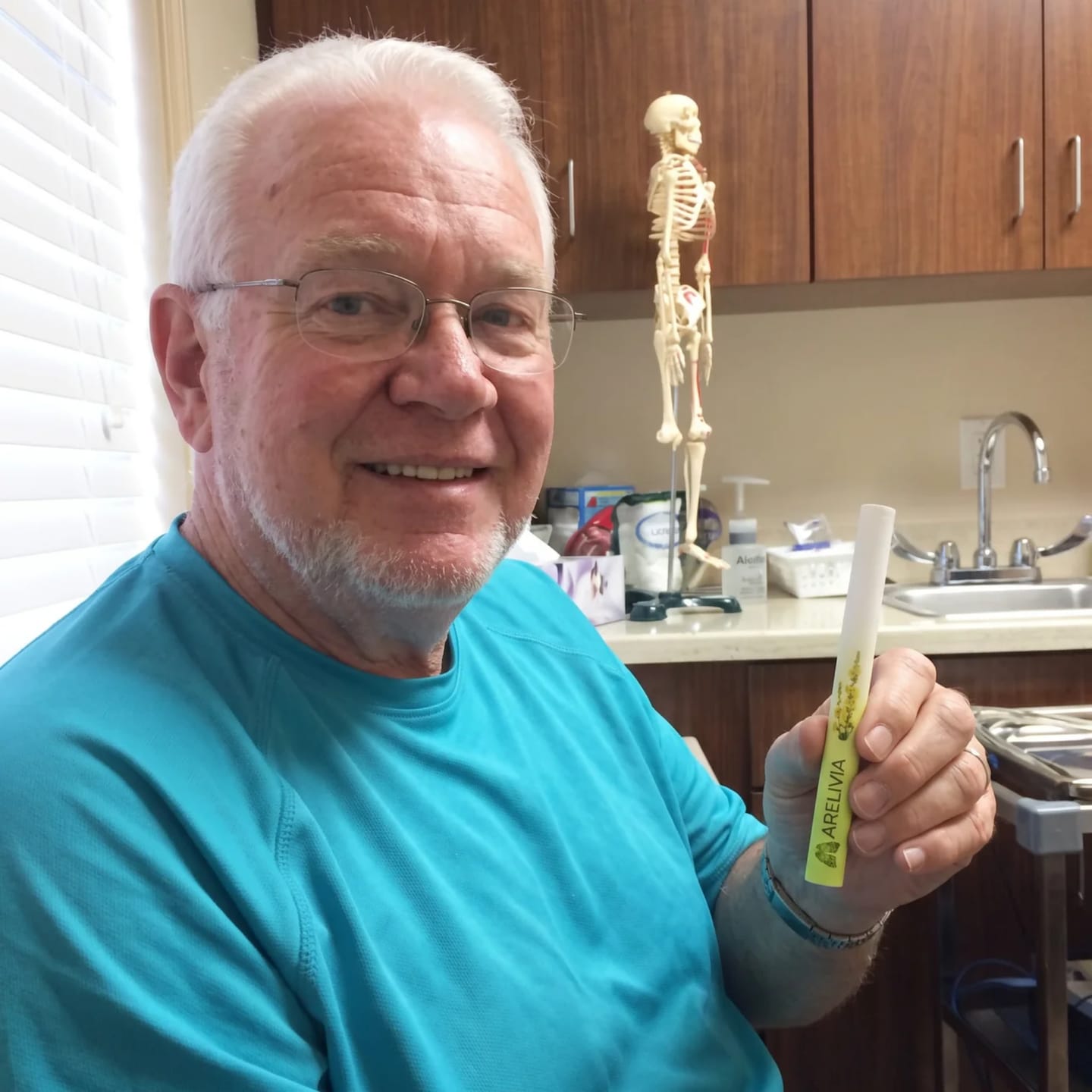 Customer photo review of Arelivia™ Herbal Breathing Stick