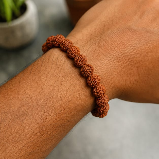 Customer photo review of 5 Mukhi Rudraksha Bracelet