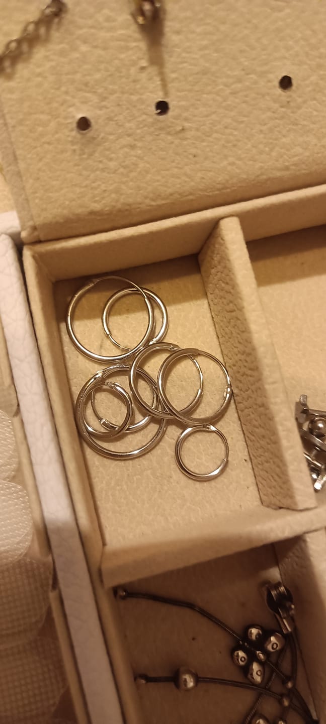 Customer photo review of Pendientes Aretes