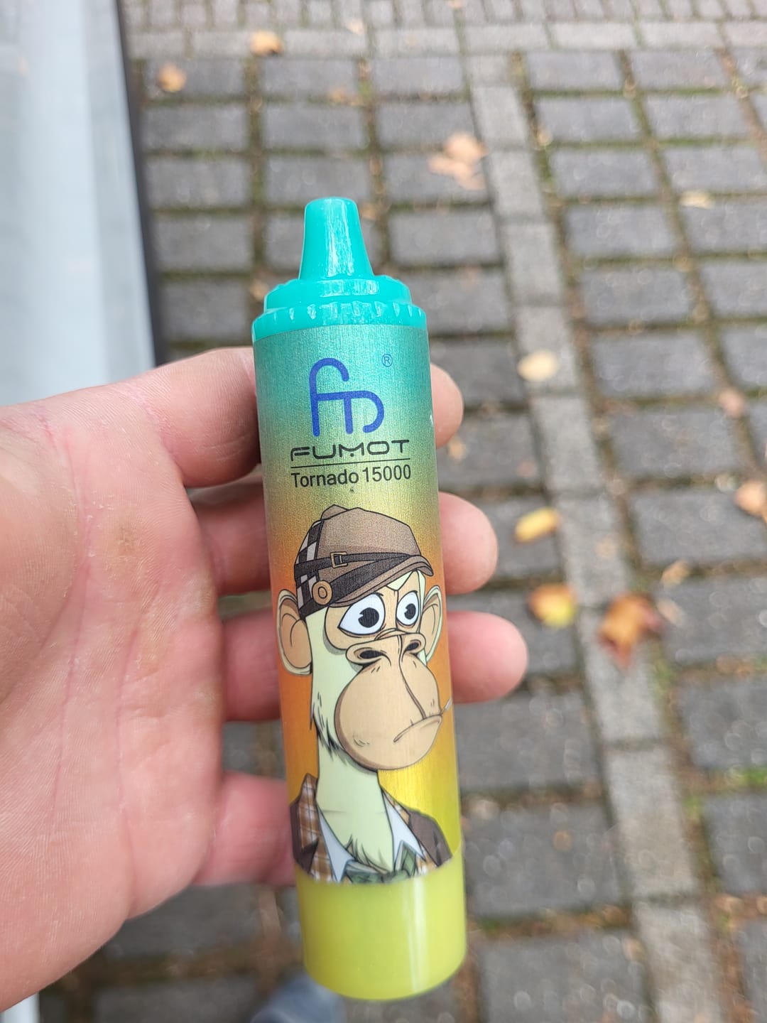 Customer photo review of Tornado Vape 15000 - Lemon & Lime