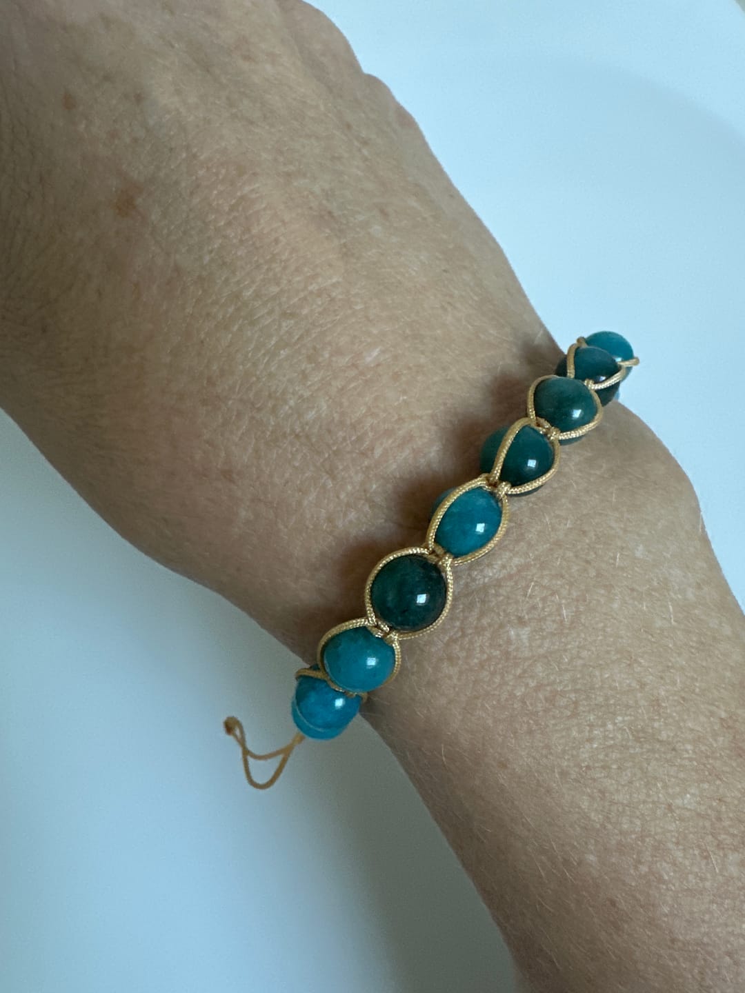 Customer photo review of MOTIVATION – Apatit-Armband