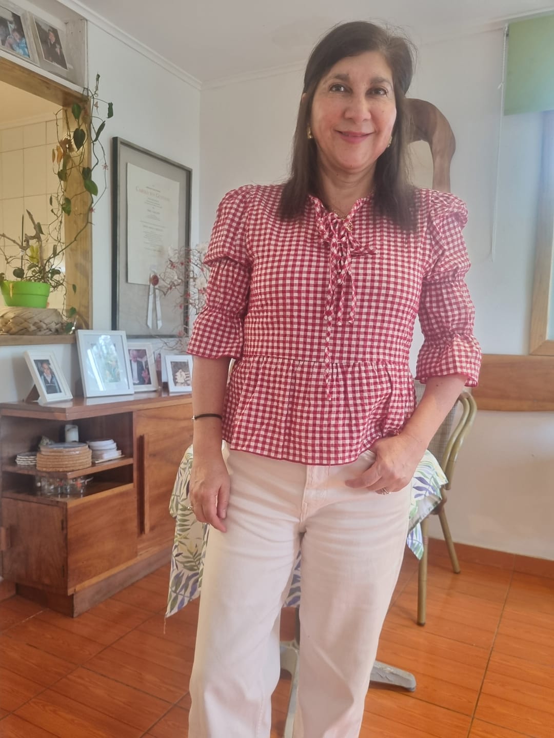 Customer photo review of Blusa Vichy Lazos Red