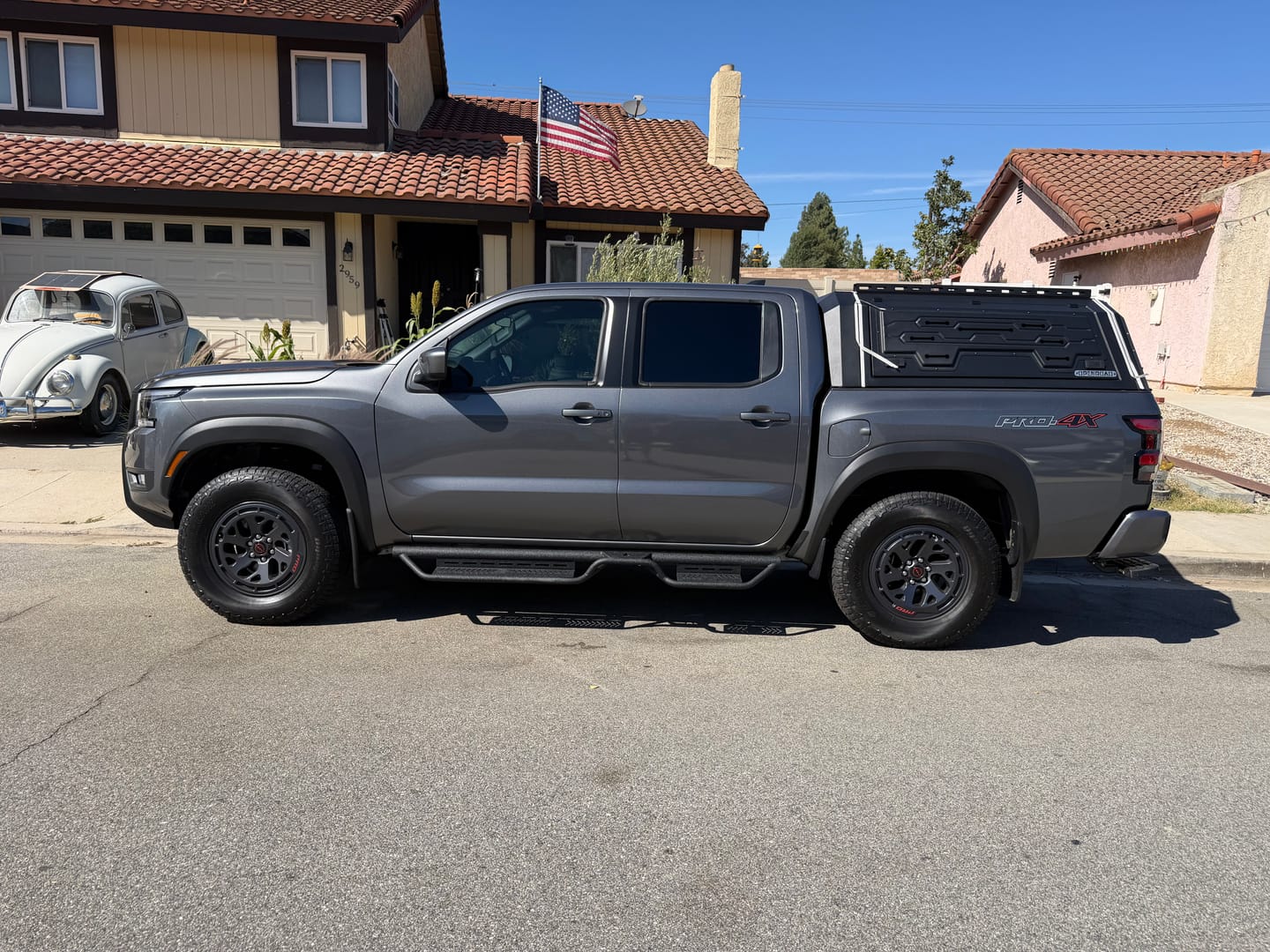Customer photo review of OPENROAD Aluminum Truck Cap with Roof Rack Crossbars with Truck Cap Storage Box