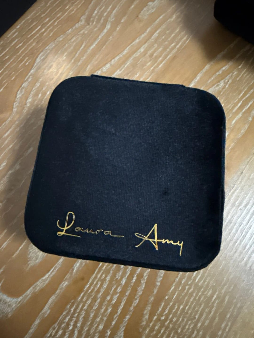 Customer photo review of Velvet Ring and Jewelry Box with Flip Lid, with or without Mirror