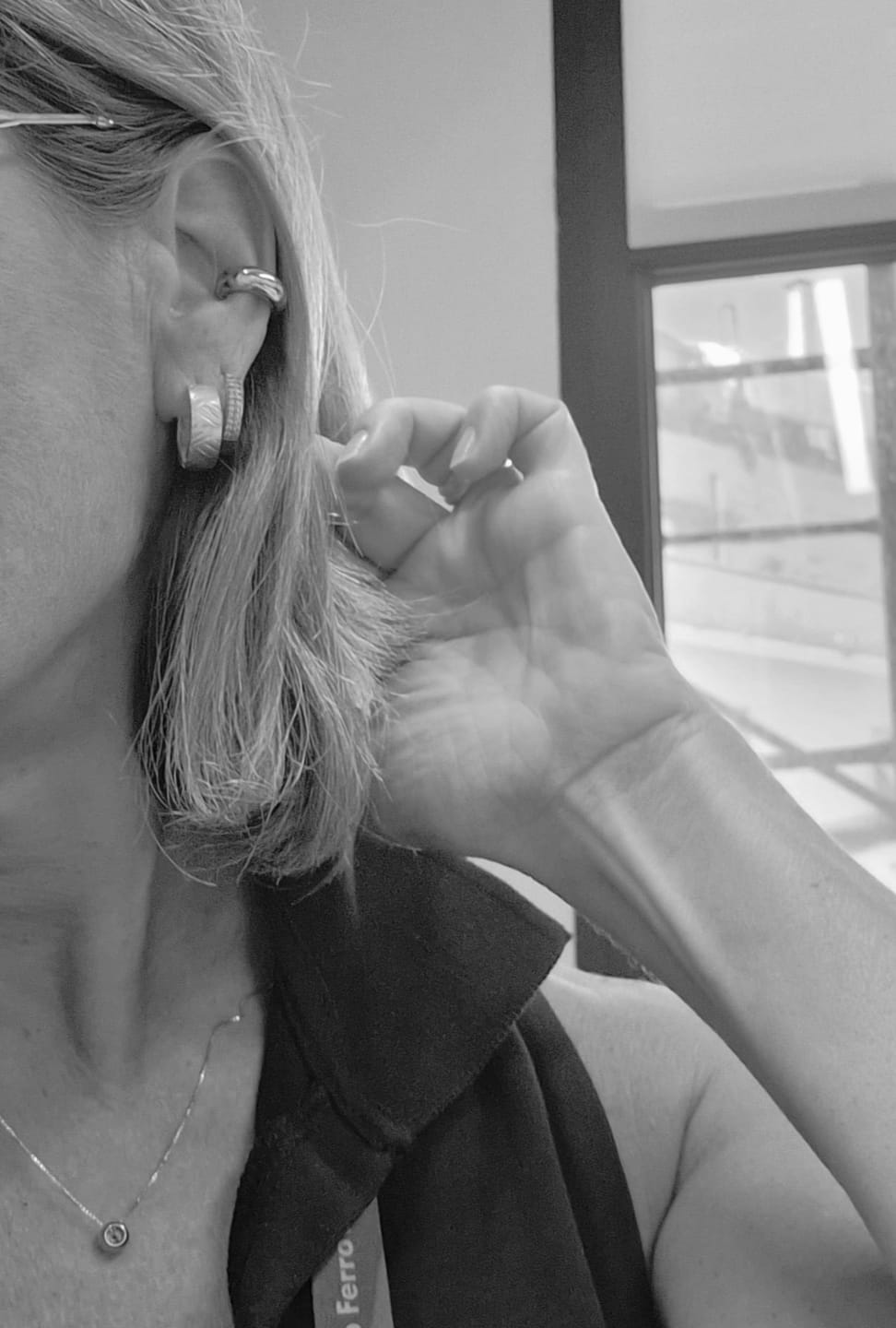 Customer photo review of Earcuff "Sguardo Sfuggente"