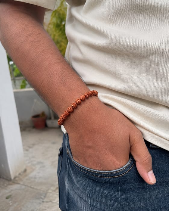 Customer photo review of 5 Mukhi Rudraksha Bracelet