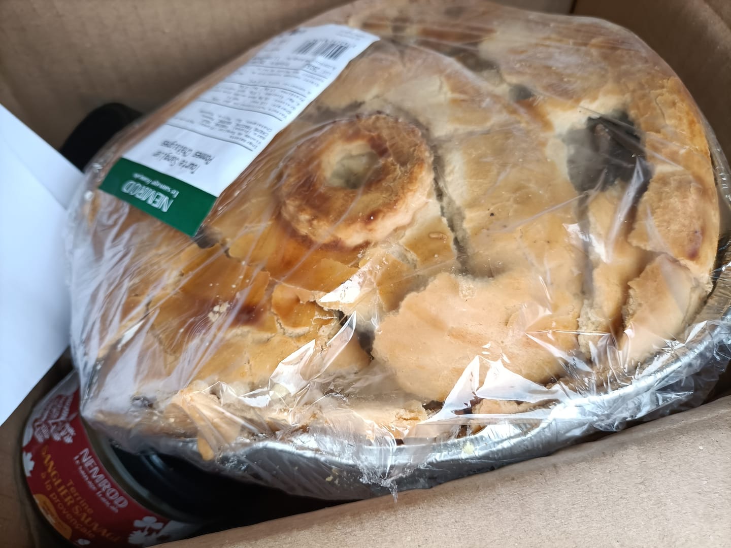 Customer photo review of Tourte de sanglier aux pommes et aux châtaignes (1,4 kg)