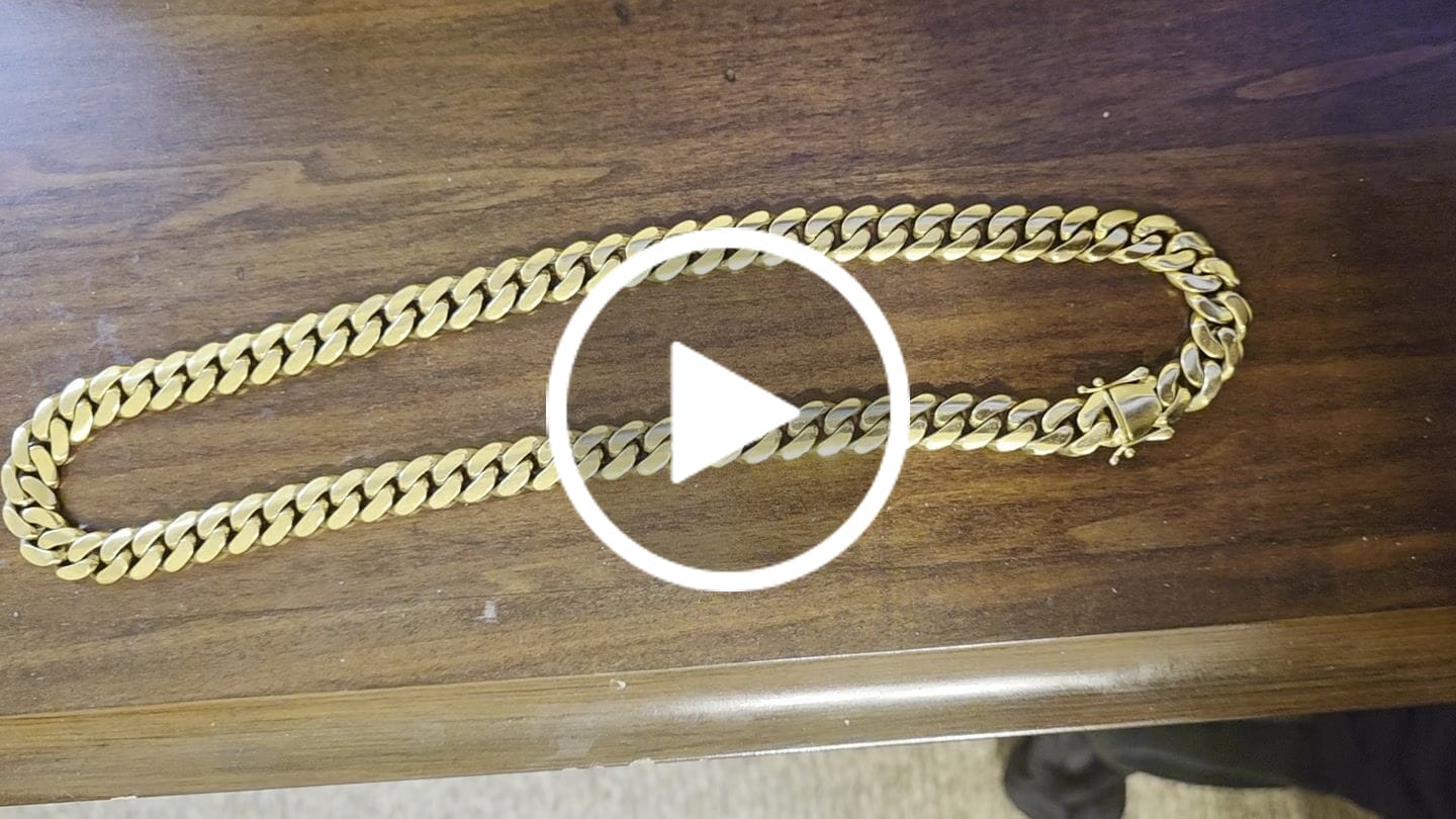 Customer video review of 10-22mm Solid 18k Gold Plated Miami Cuban Link Chain